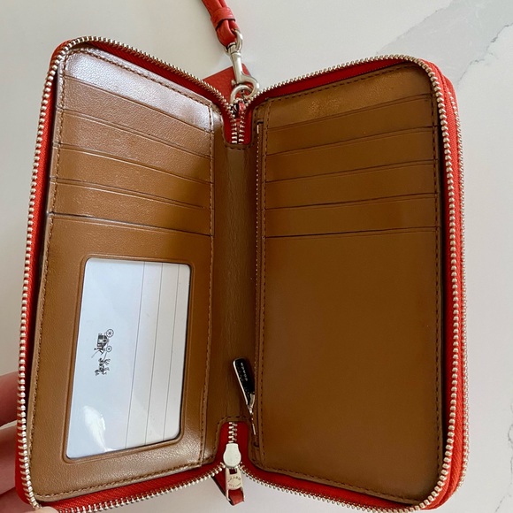 Coach Wild Prairie Double Zip Phone Wallet - Picture 4 of 4